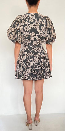 Hemant & Nandita | Z V-Neck Bubble-Sleeve Short Dress | Black
