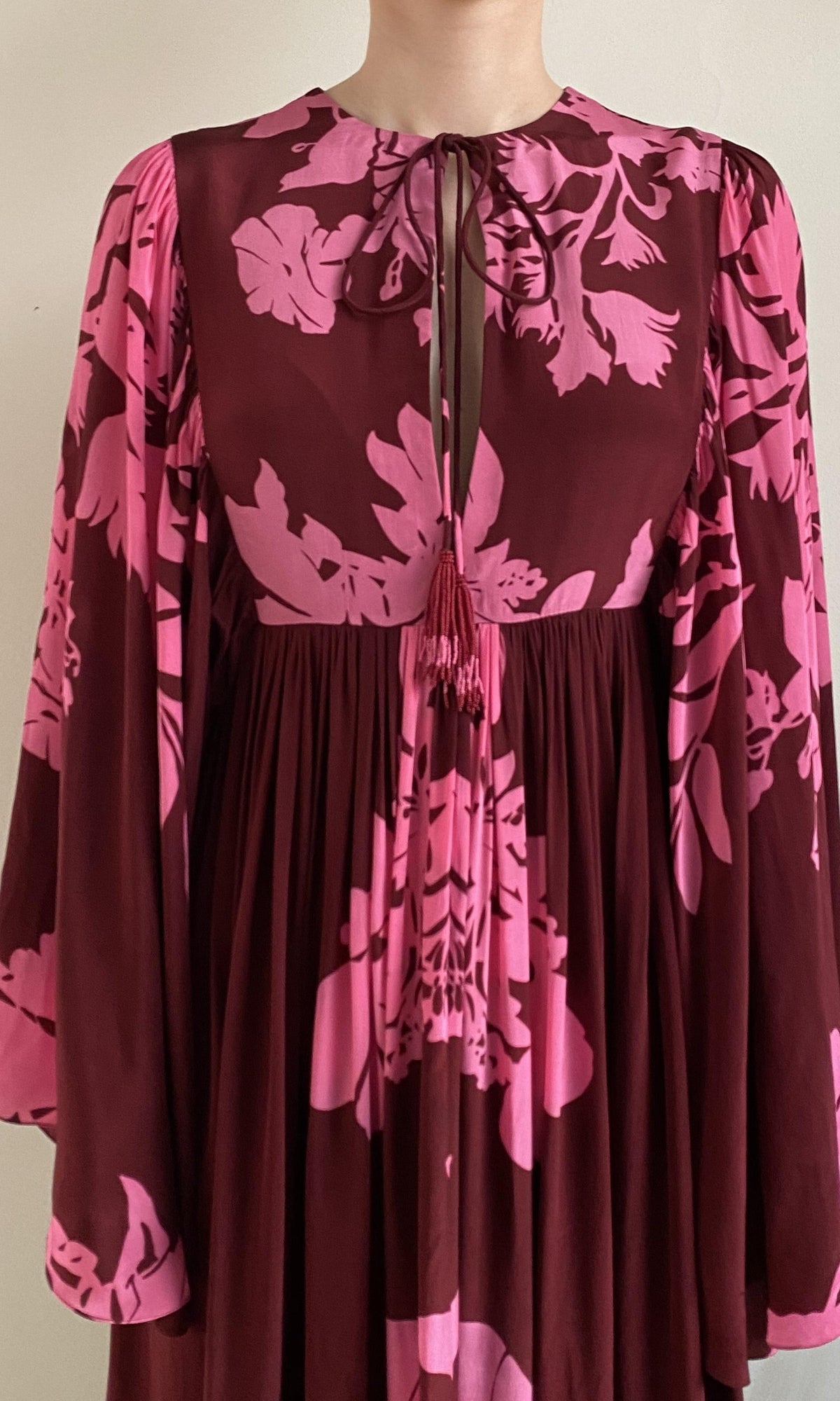 Hemant And Nandita | Tehr Viscose Crepe Maxi Kaftan | Black Magenta