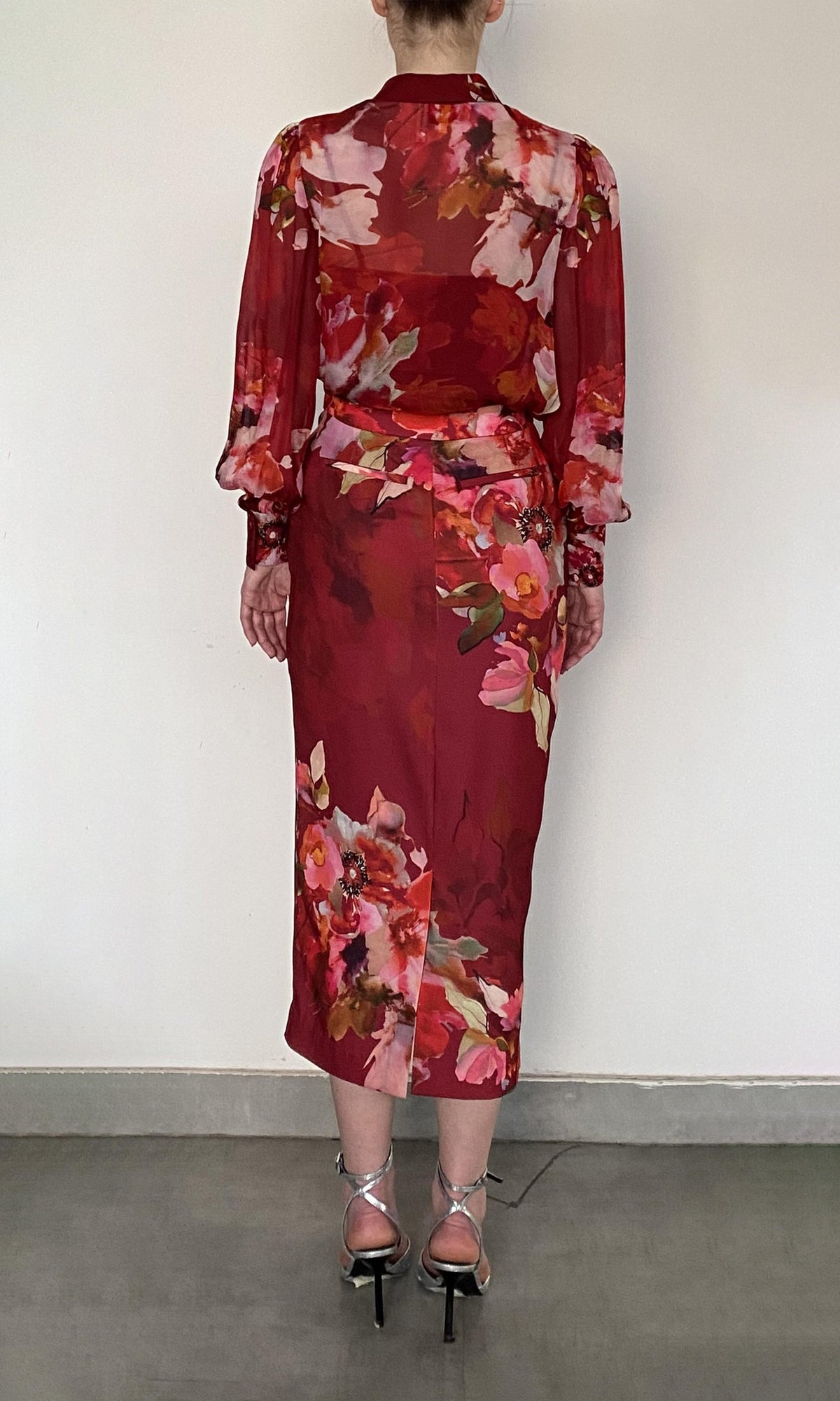 Hemant And Nandita | Tuhi Viscose Flat Chiffon Boho Top With Cami | Burgundy Multi