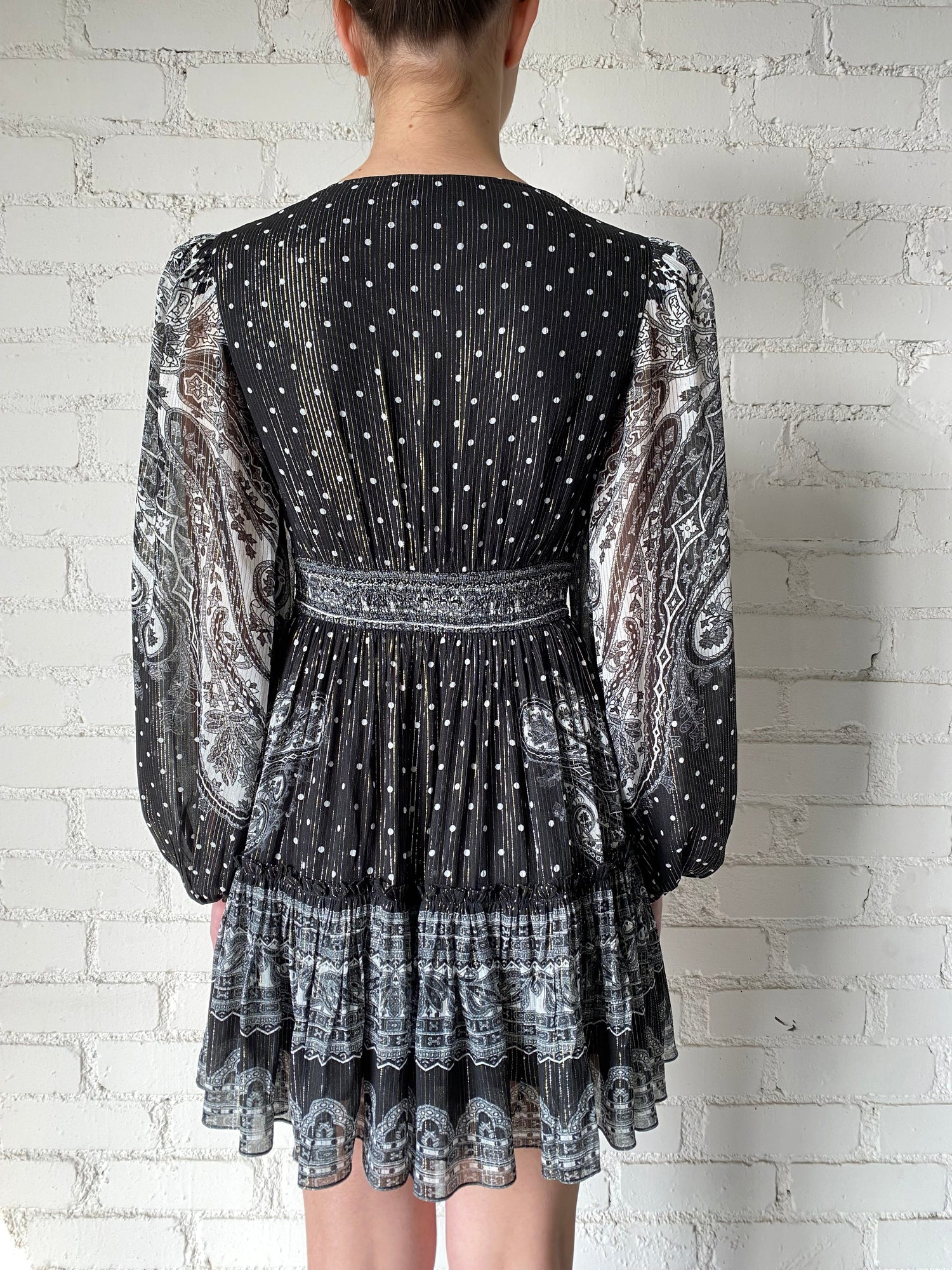 Viri V-Neck Short Dress | Black/White