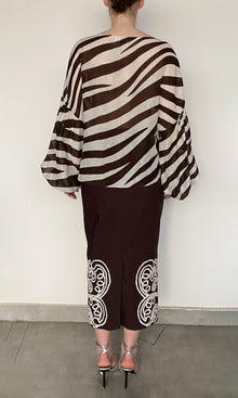 Hemant And Nandita | Zuba Linen Orgenza Top | Zebra Print