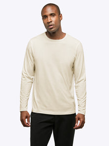 [info]--Isa is 6'3, 175lbs and wears a size L