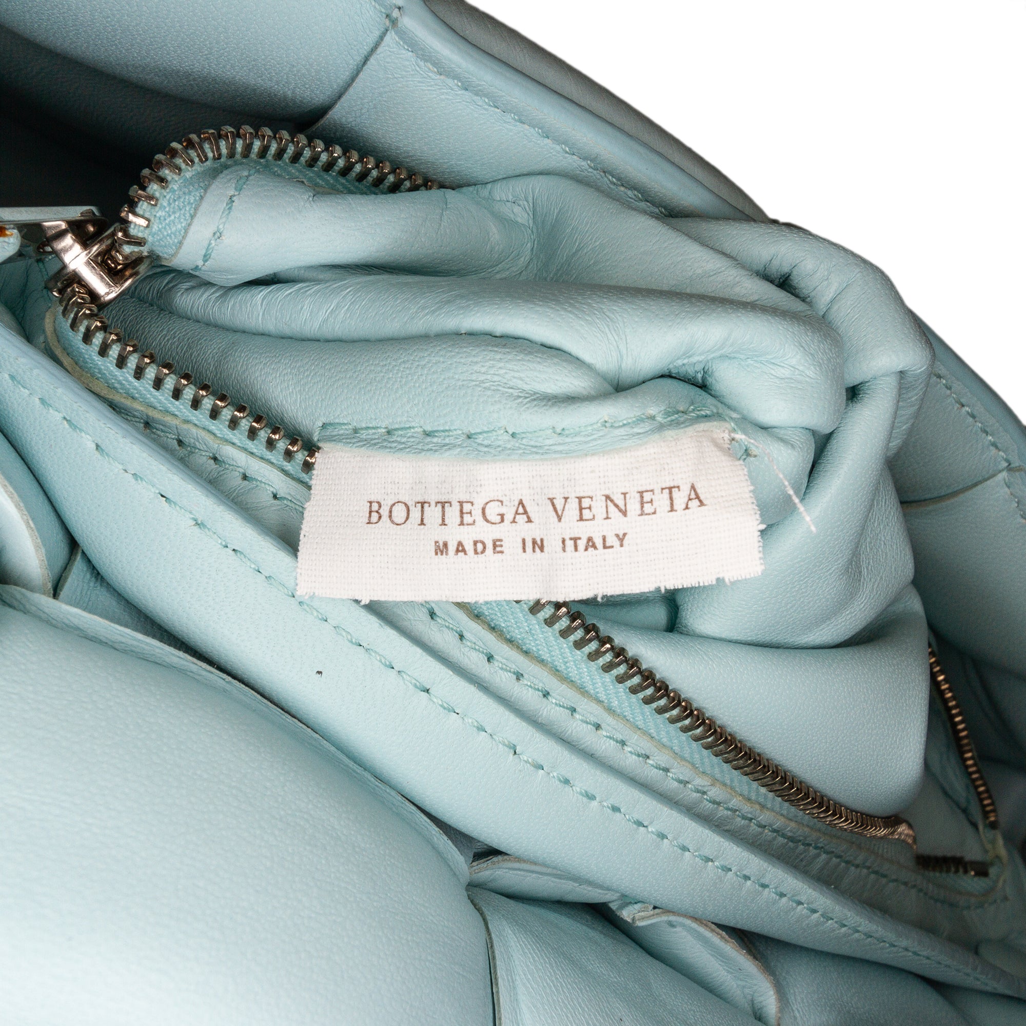 Bottega Veneta | Pre-Owned Nappa Intrecciato Padded Cassette Crossbody - II | Blue/Light Blue