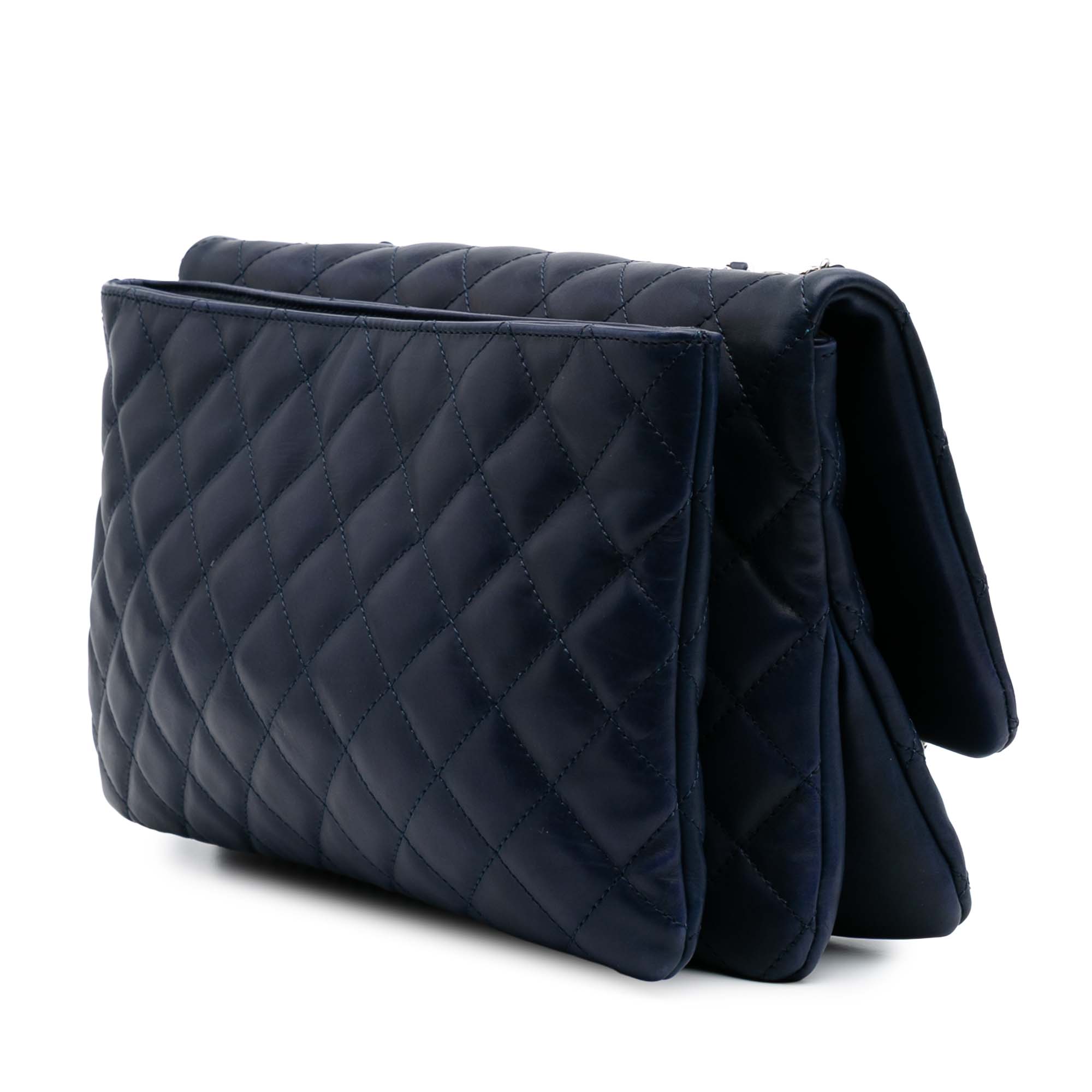 Chanel | Pre-Owned Jumbo Quilted Calfskin Tender Touch Flap | Blue/Midnight Blue