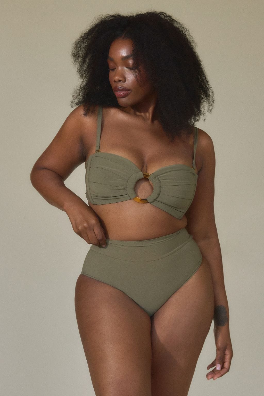 collection_curve-1 collection_curve-bottoms