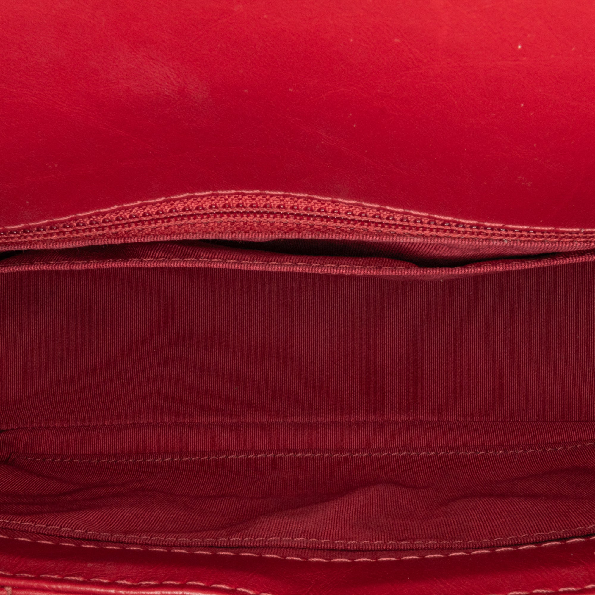 Chanel | Pre-Owned CC Chevron Calfskin Top Handle Flap | Red