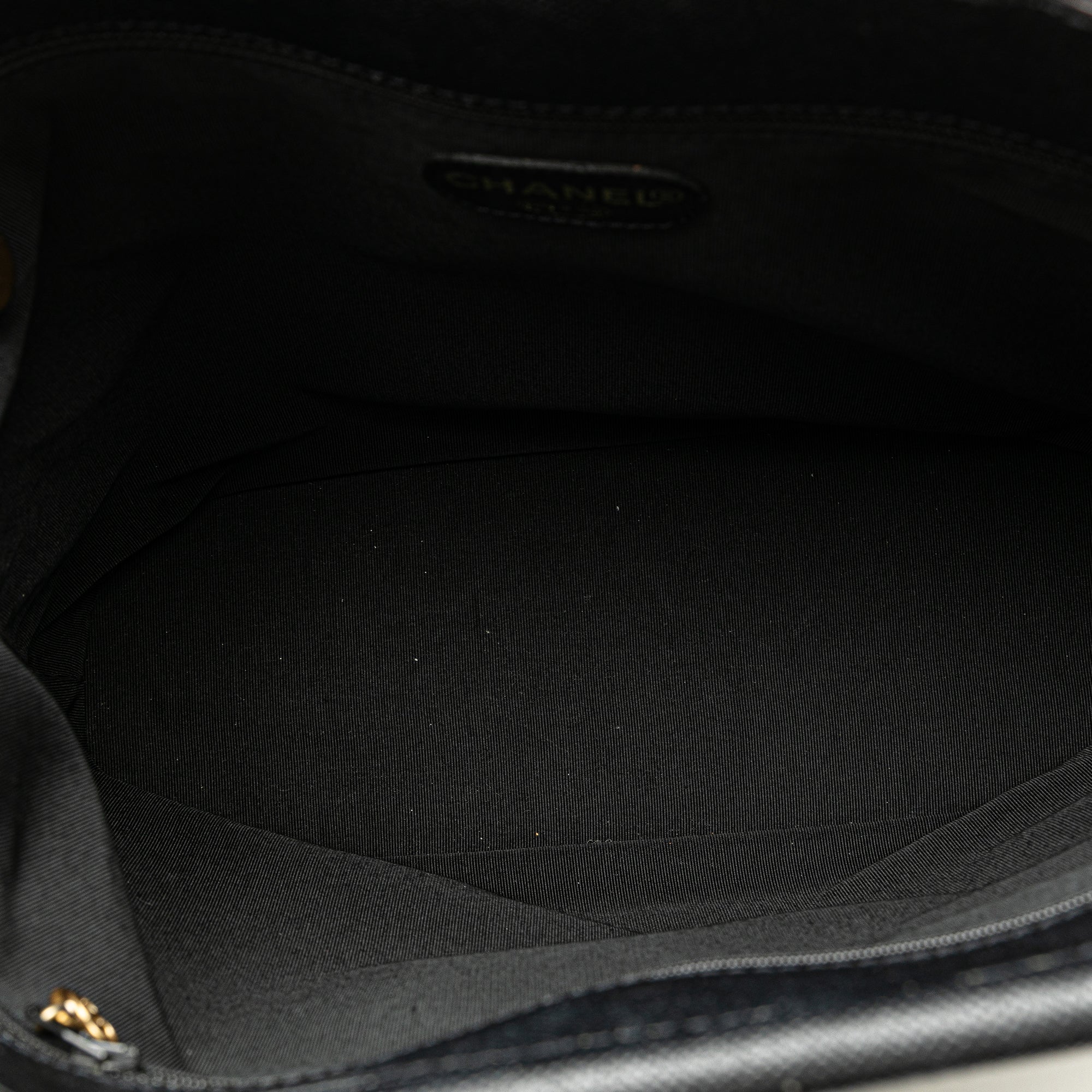 Chanel | Pre-Owned Caviar Tortoise Top Handle Tote | Black