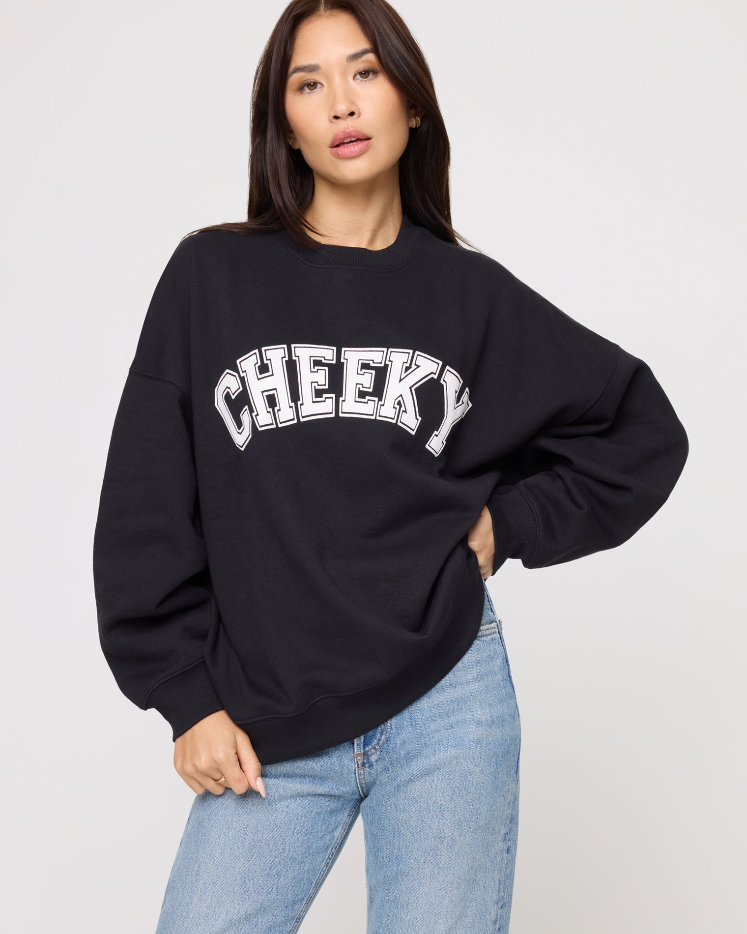 Black | Model: Jocelyn (size: S) 