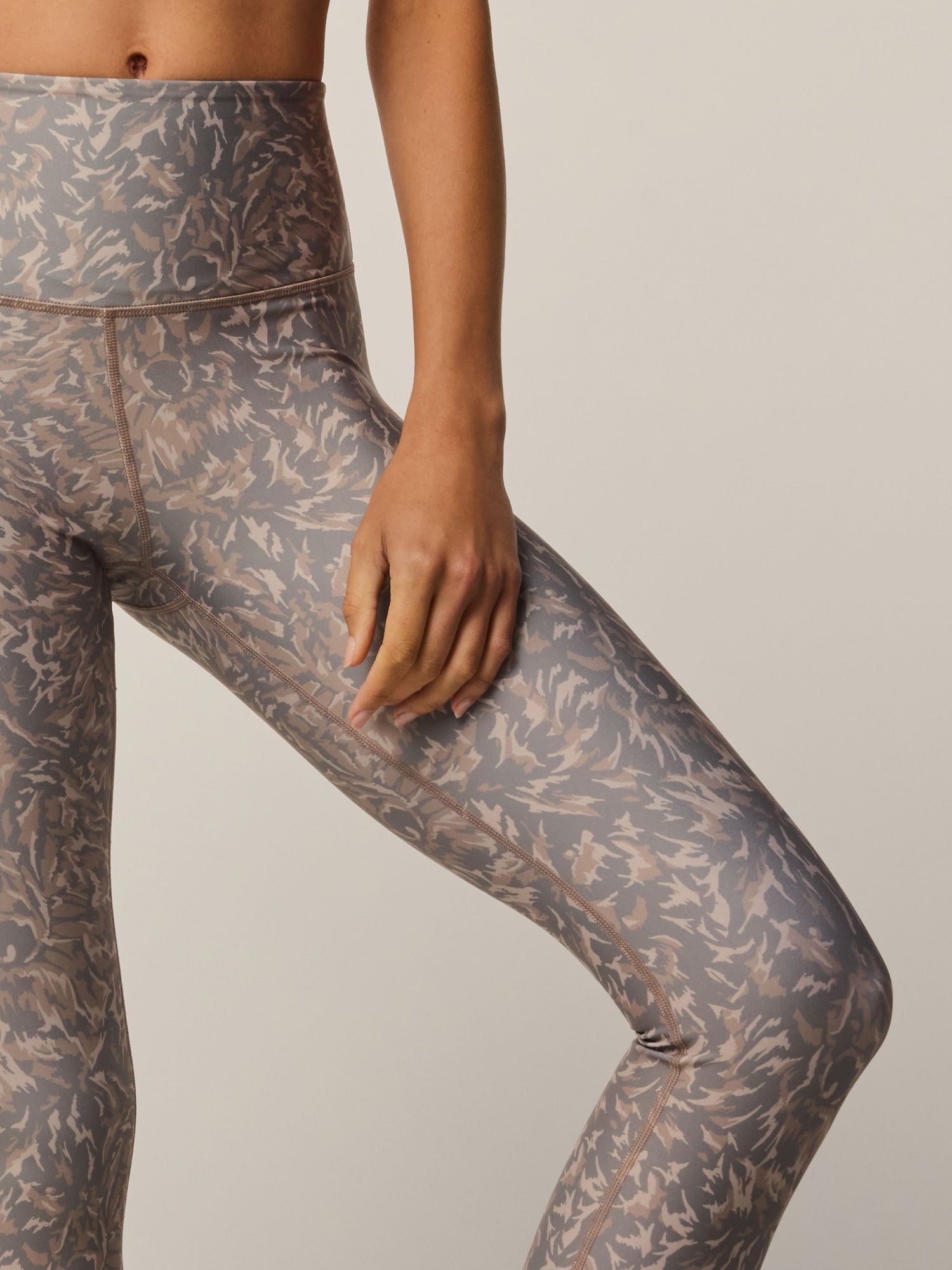 Women | Luna Midas Wolf Legging | Clay