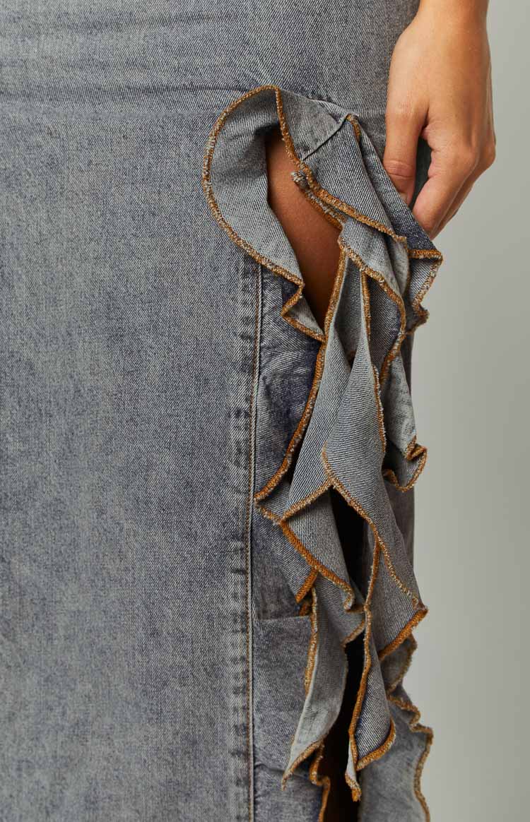 Lioness Rendezvous Maxi Skirt | Faded Denim