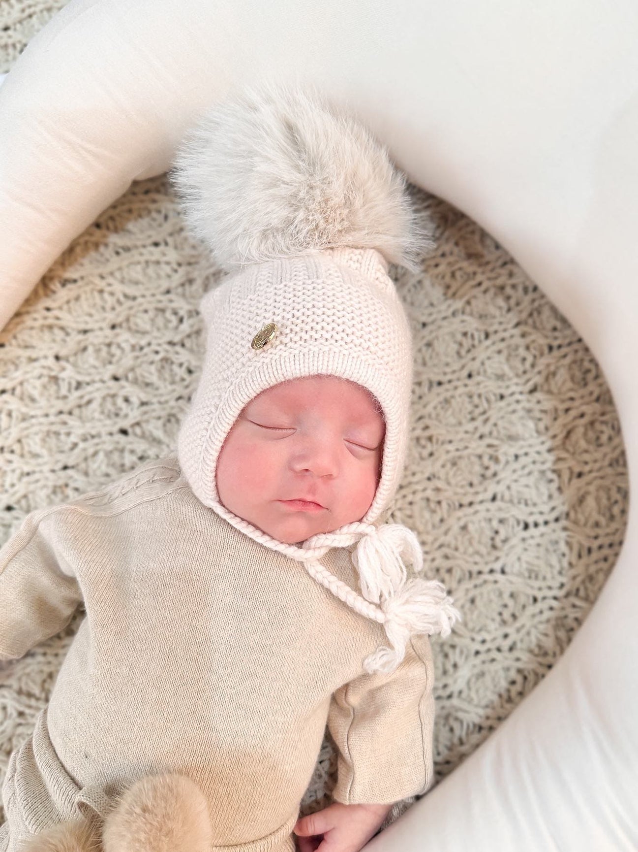 London Cashmere Faux Fur Aviator Hat | Baby Blue & Beige