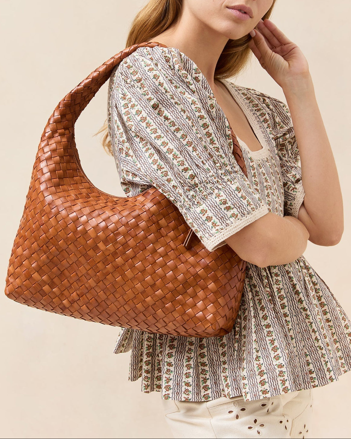 Color: Pink/Cream Wavy Floral