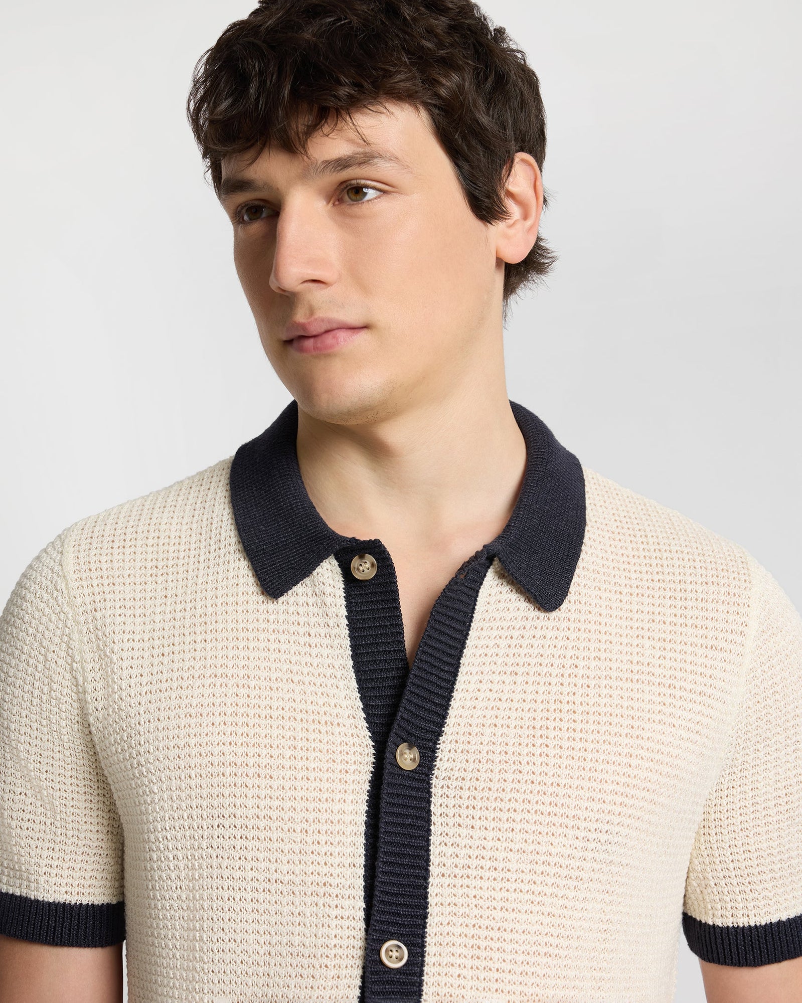 Mens | Tuck-Stitched Linen Short Sleeve Button Up Sweater | Midnight/Egret