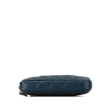 Chanel | Pre-Owned Quilted Caviar Clutch with Chain | Blue/Navy