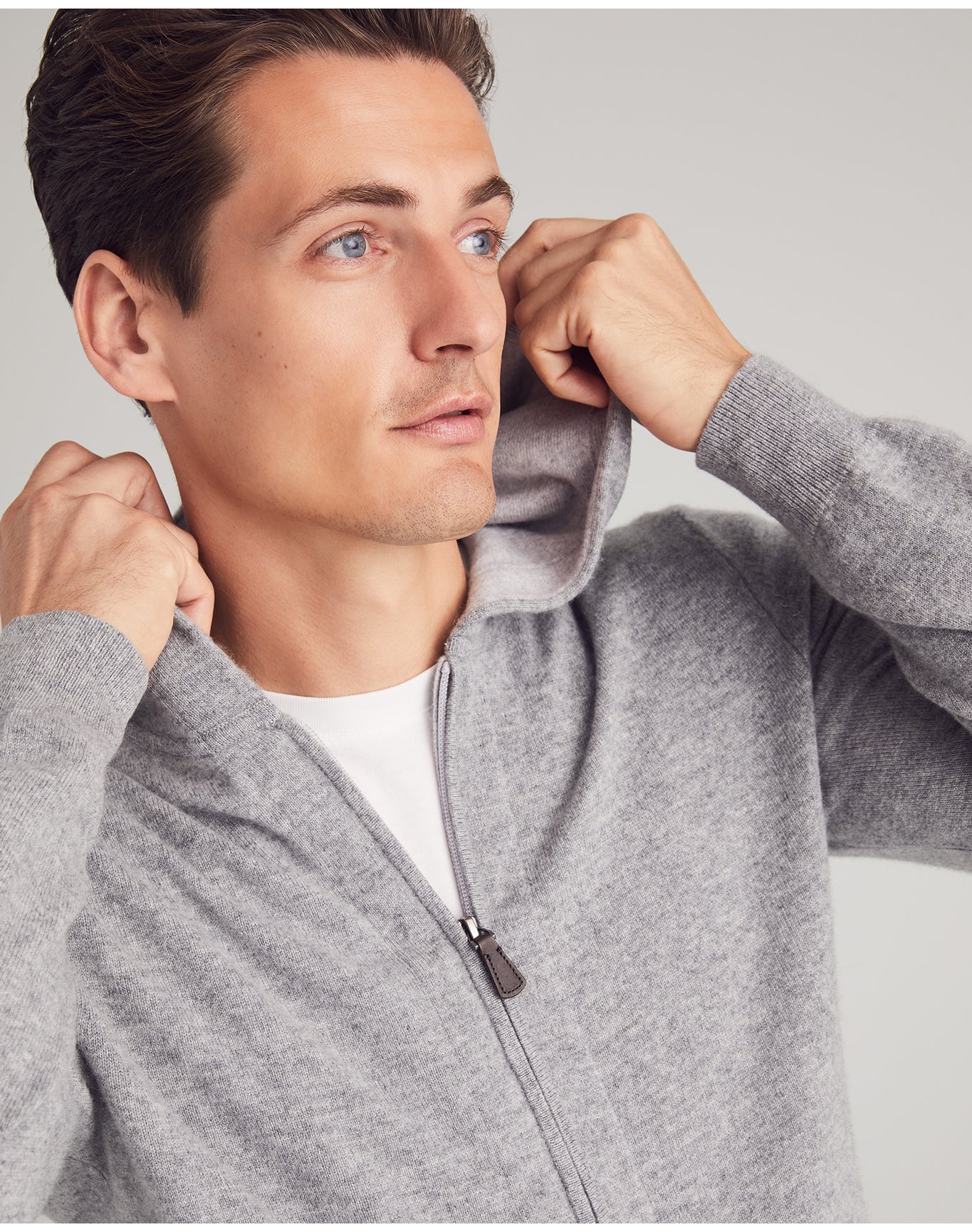 Nomad1942 | Men | Stuyvesant Zip Cashmere Hoodie | Drizzle