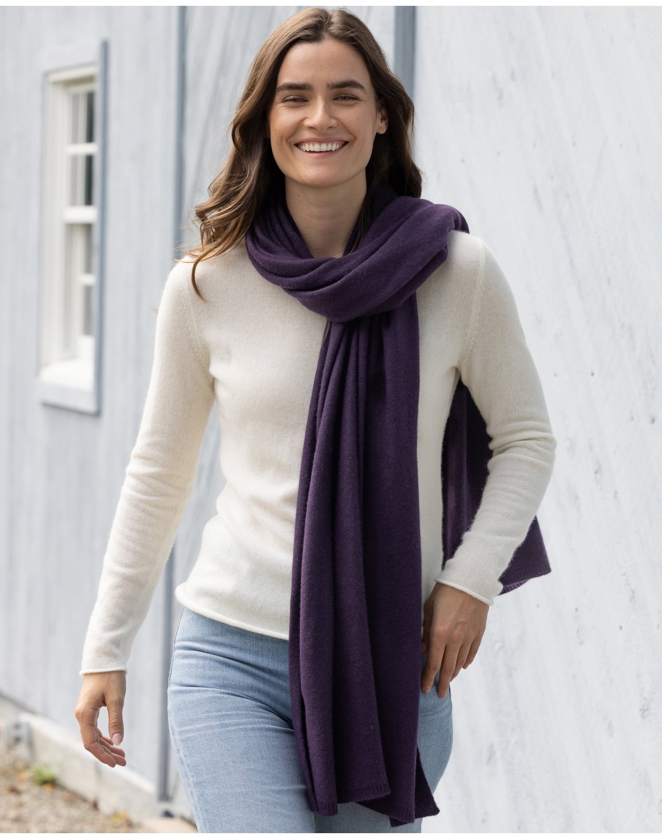 Nomad1942 | Unisex | Kennedy Cashmere Travel Wrap | Currant