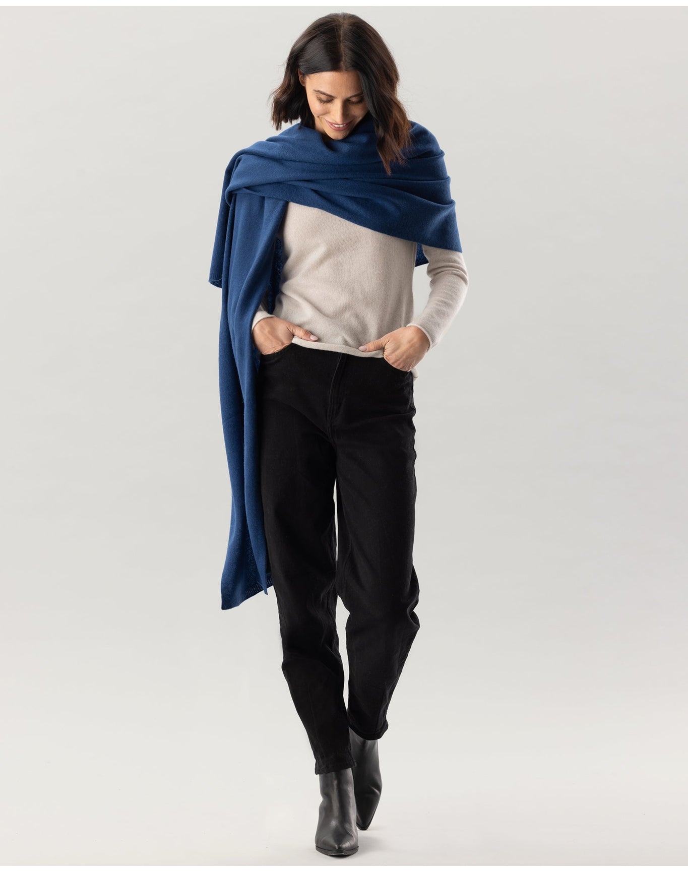 Nomad1942 | Unisex | Kennedy Cashmere Travel Wrap | Ocean