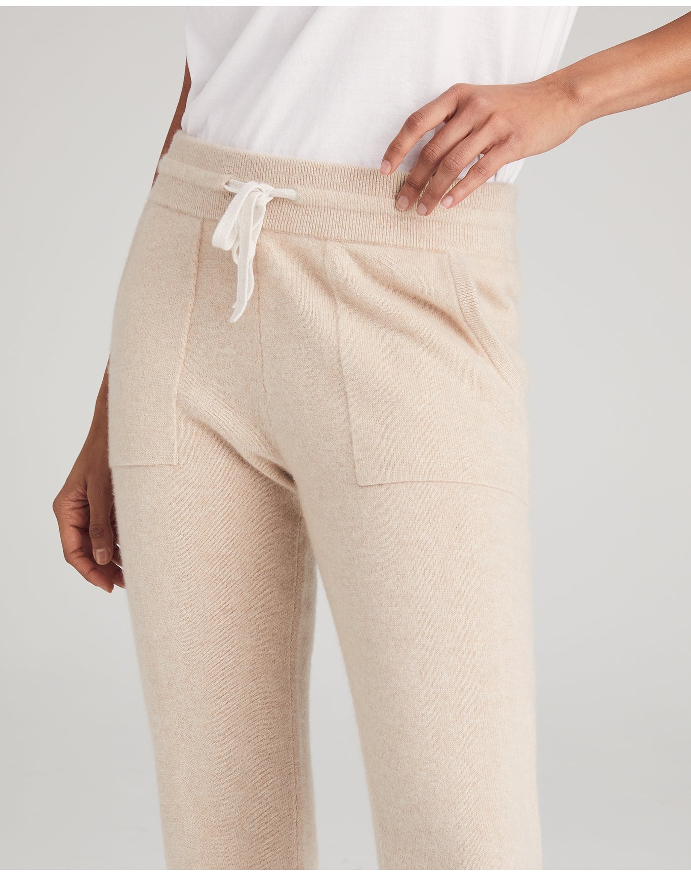 Nomad1942 | Women | Madison Jogger | Sand