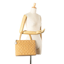 Chanel | Pre-Owned Caviar Medallion Tote - II | Brown/Beige