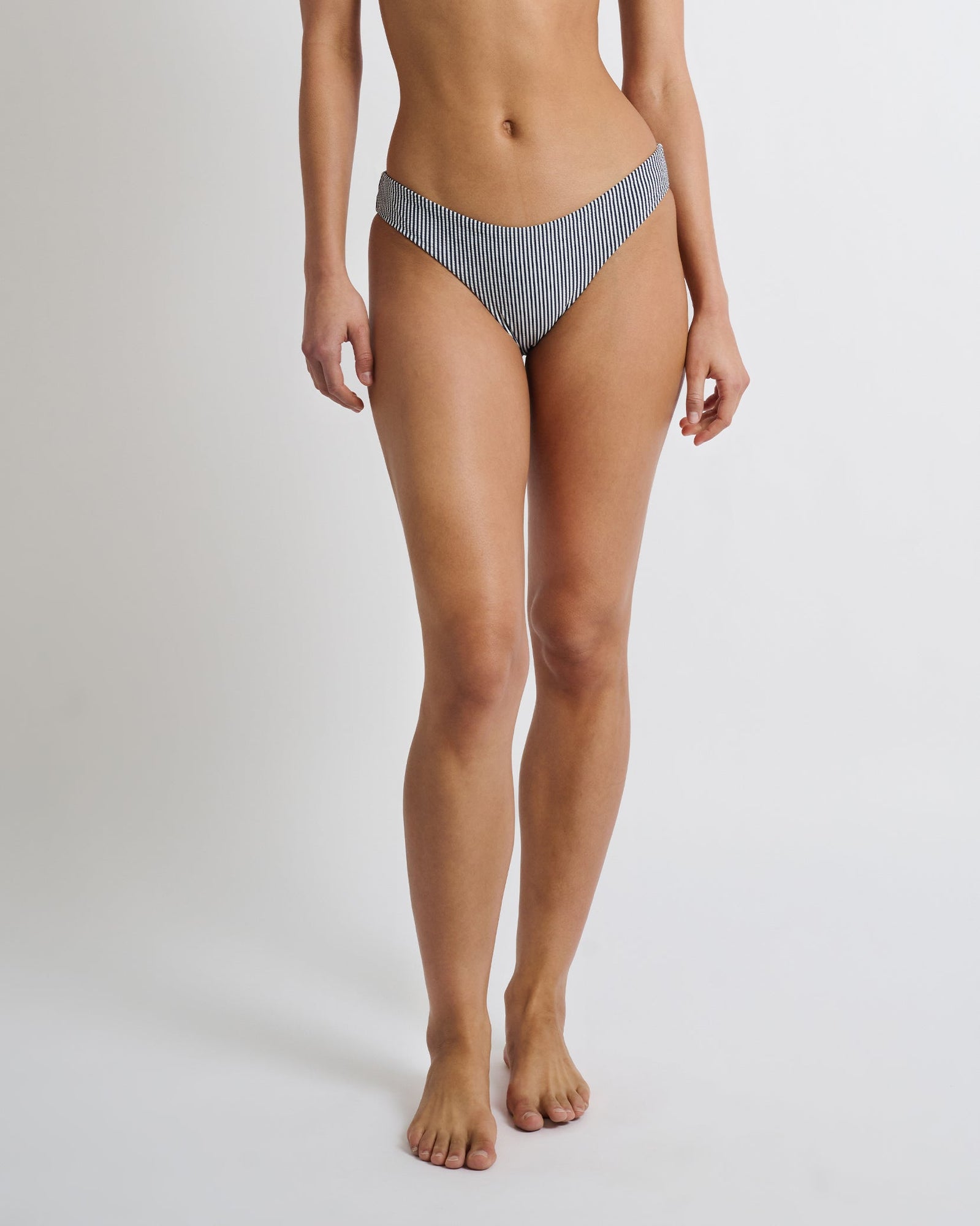 Deep Navy/White