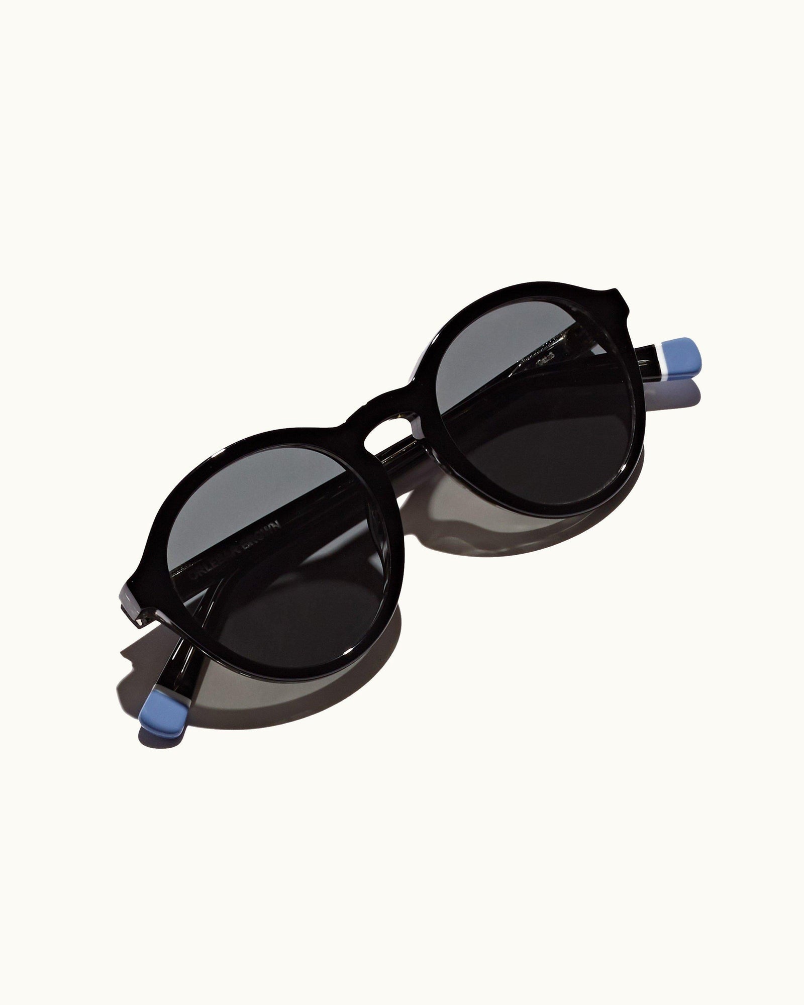 Harlyn Black Round Sunglasses | Black