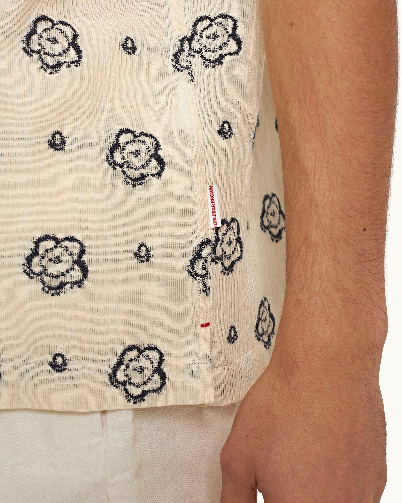 Marne Blossom Jacquard Relaxed Fit Capri Collar Shirt White Sand/Plum Colour | White Sand