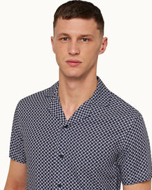 Navy/White Seglas Geometric Print Capri Collar Shirt | Navy/White