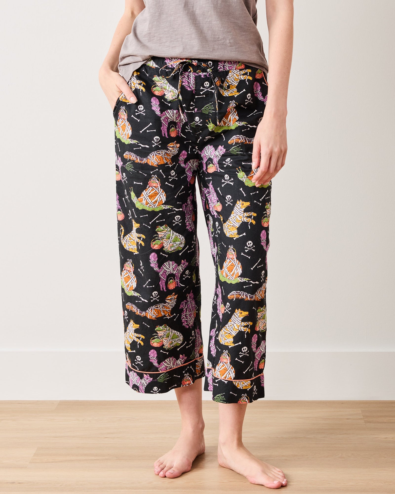 Monster Mash - Cropped PJ Pants - Haunted House - Printfresh
