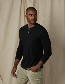 Men | Puremeso Two Button Henley | Black