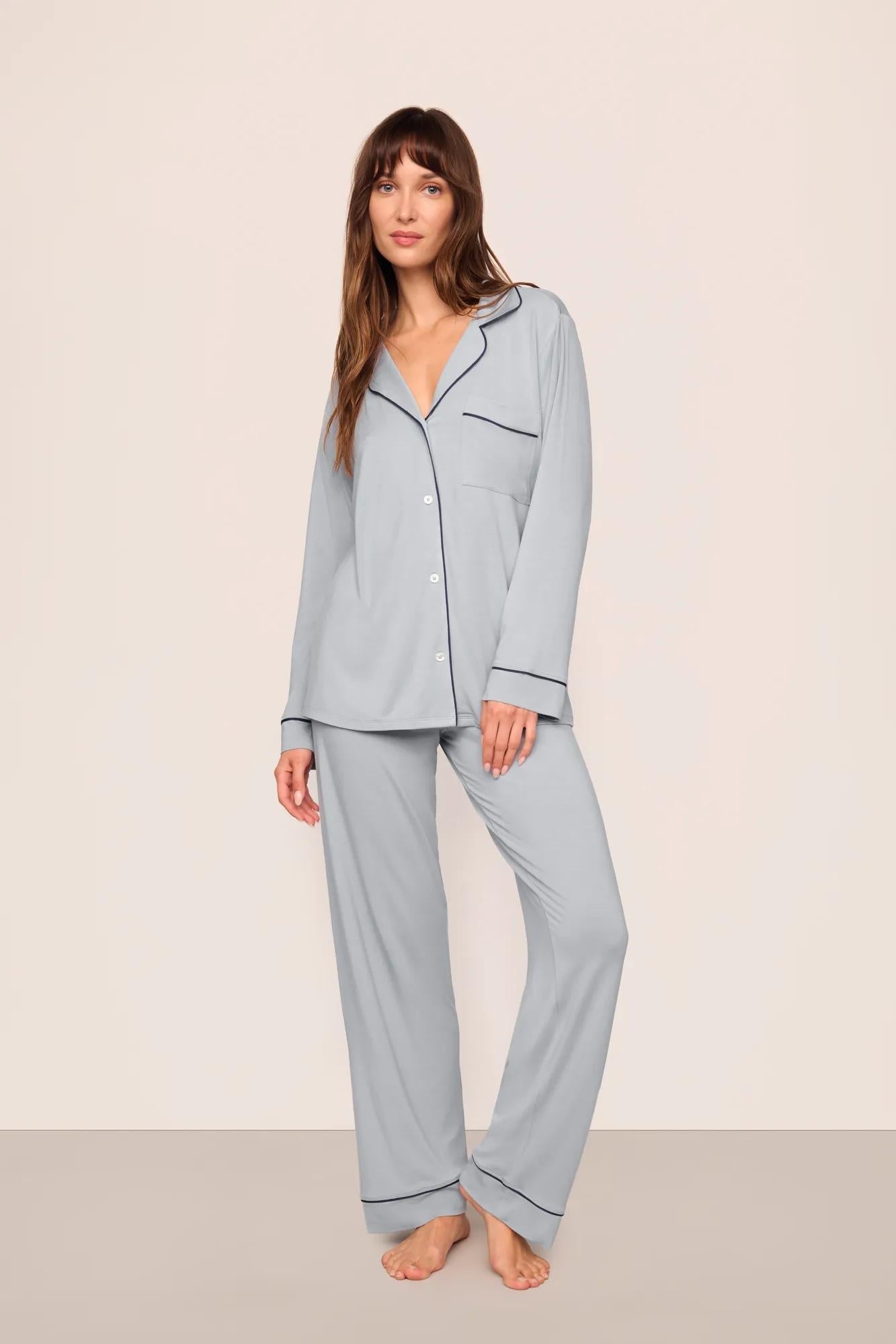 Model is wearing Gisele TENCEL Modal Long PJ Set  in  Gray Dawn/Navy