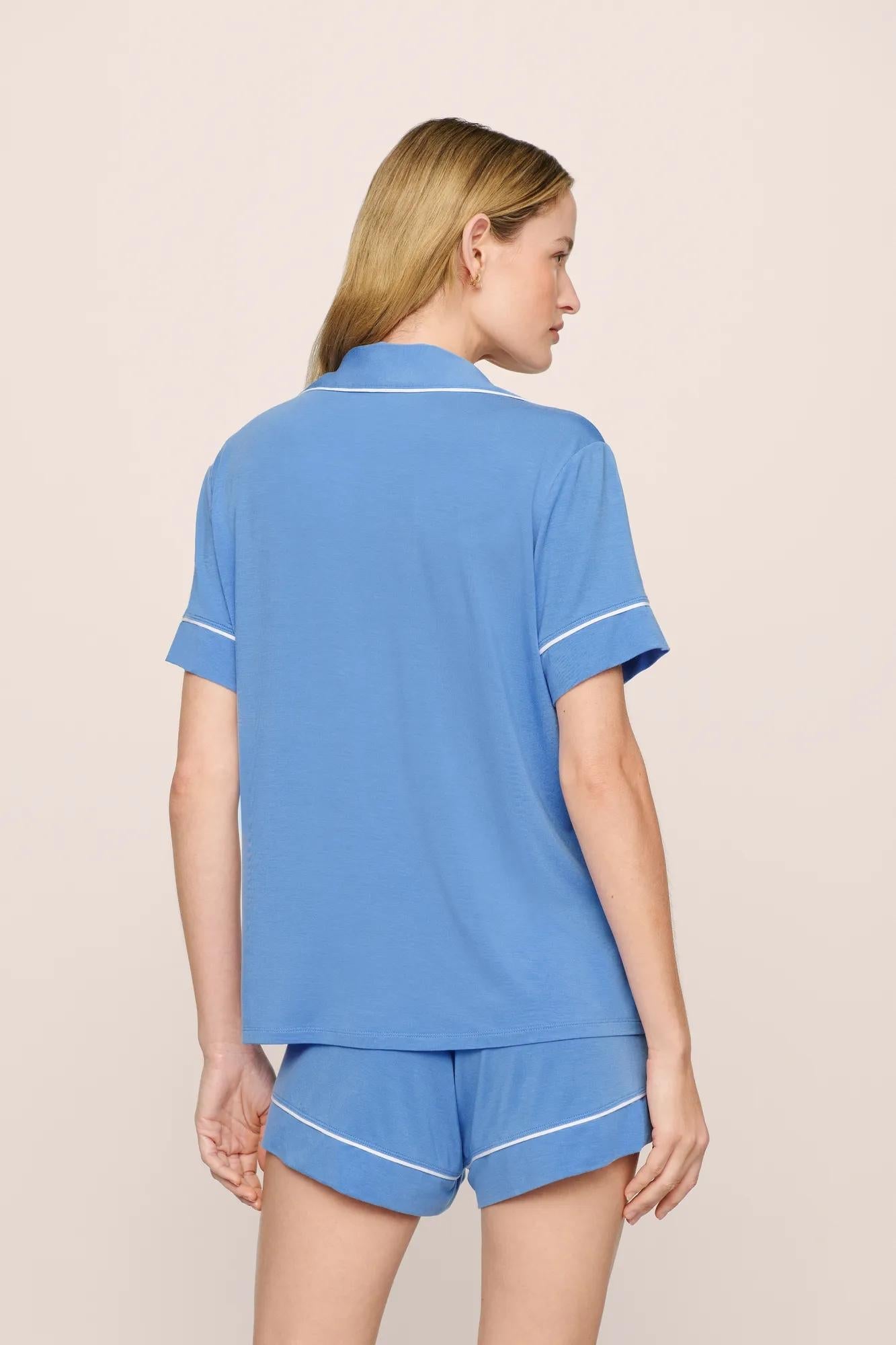Model is wearing Gisele TENCEL Modal Relaxed Short PJ Set in CornflowerBlue/White