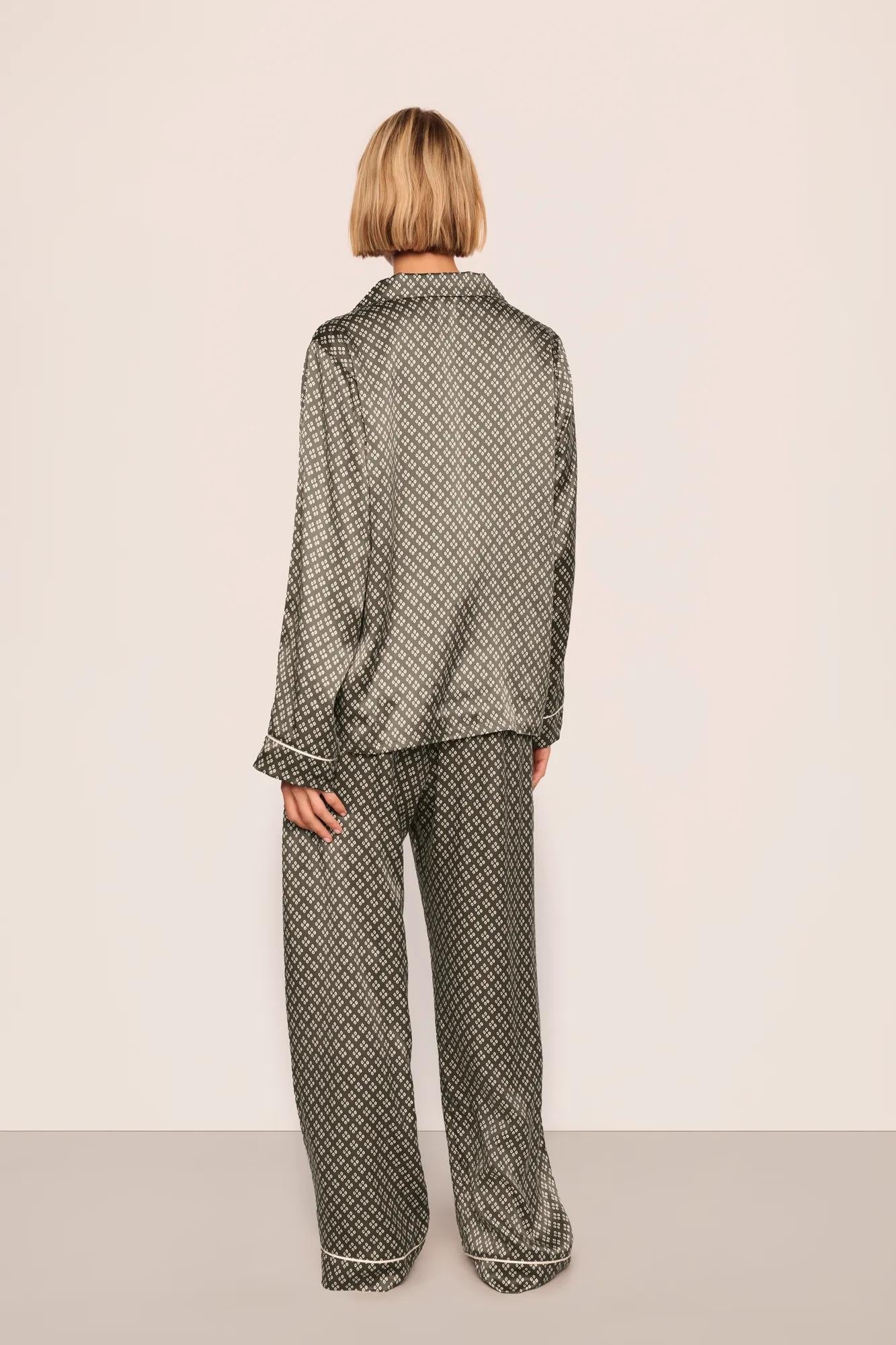Model is wearing Inez Washable Silk Printed Long PJ Set  in Petite Batik Smokey Olive/Ivory