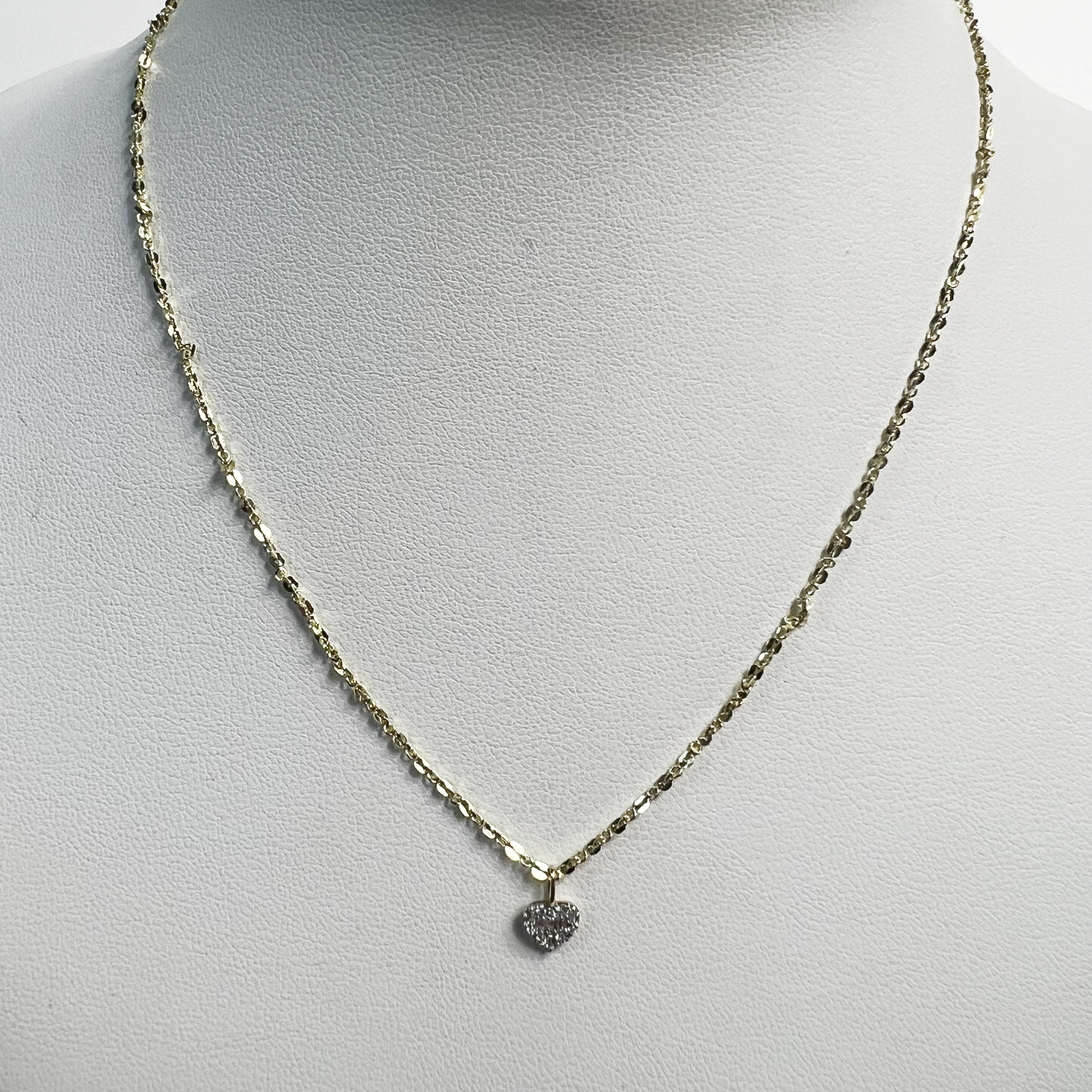 Pave Heart Choker | 10K Yellow Gold | 0.12 CTW White Diamond