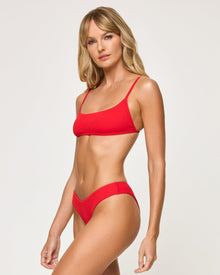 Flame | Model: Lura (size: S) | Hover