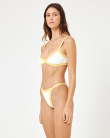 Daisy-Cream | Model: Kristen (size: S) | Hover