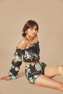 Rococo Sand | Aita Shorts | Black
