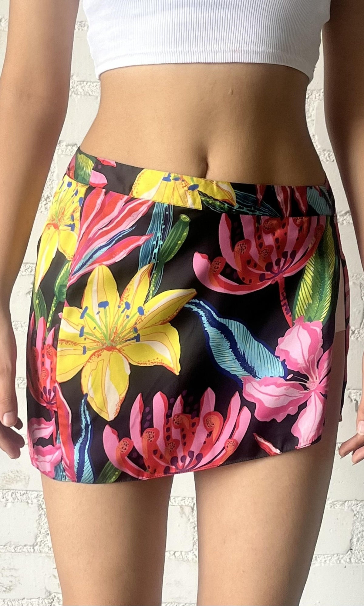 Womens | Chris Polyester Satin Short Skirt | Black Multi