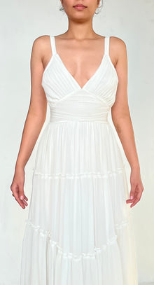 Rococo Sand | V-Neck Long Dress | White