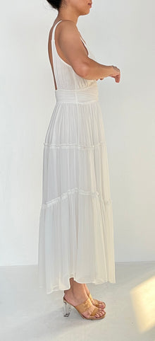 Rococo Sand | V-Neck Long Dress | White