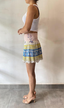 Rococo Sand | Inv Viscose Georgtte Gold Dobby Short Skirt | White Multi
