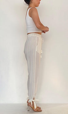 Rococo Sand | Inv Viscose Moss Crepe Pants | White