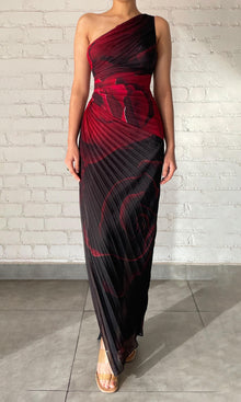 Womens | Naia Polyester Crinkle Chiffon One Shoulder Pleated Maxi Dress | Black Red