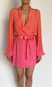 Rococo Sand | Rae Polyester Crepe Short Dress | Ombre
