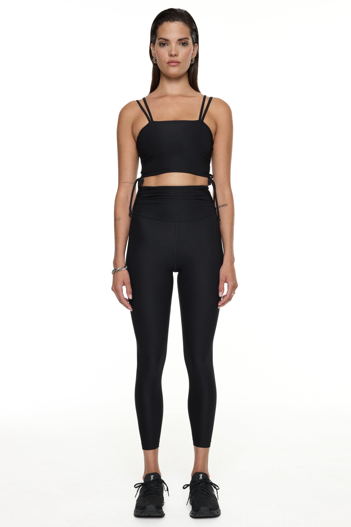 Muv Activewear | Ruched Top | Black