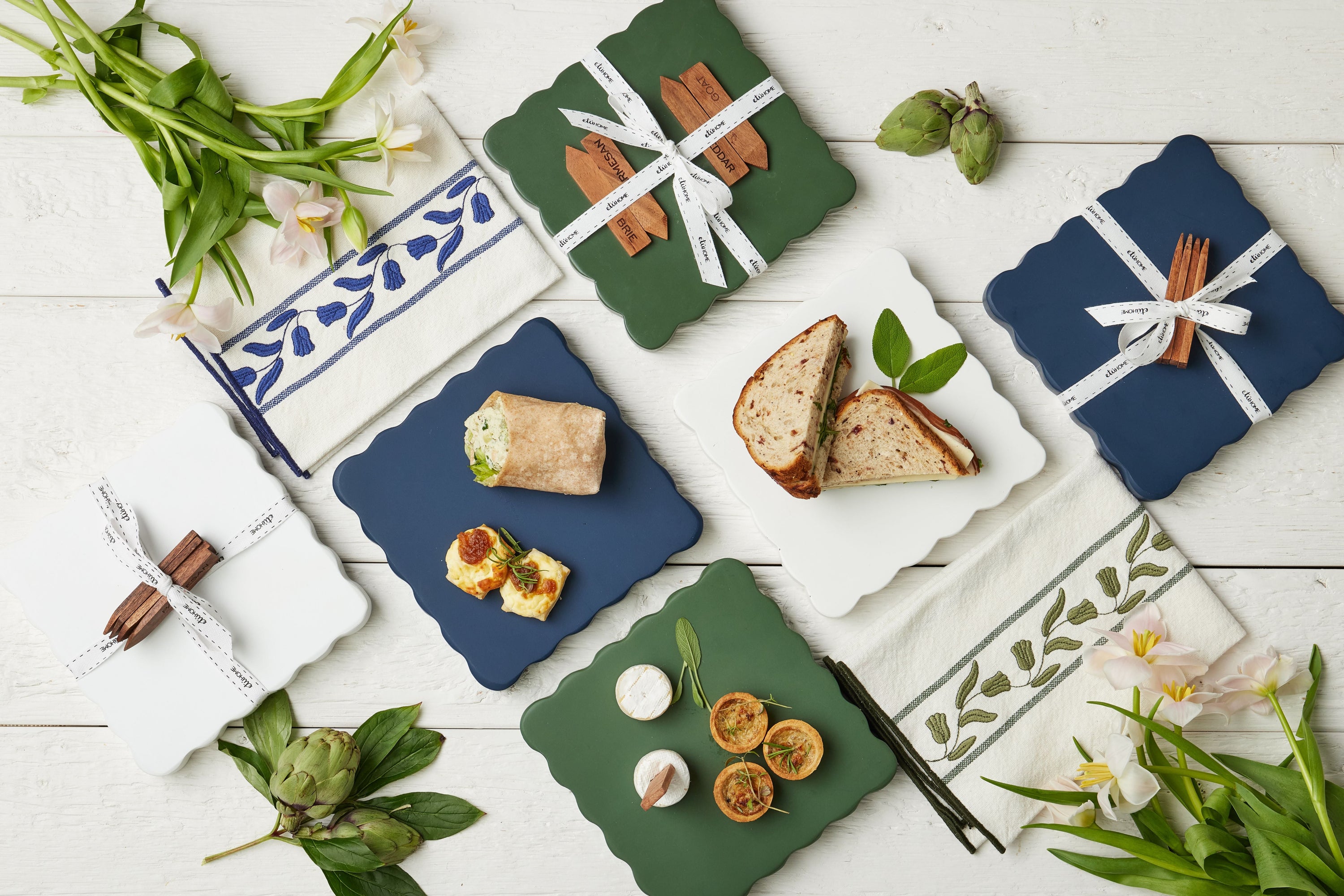 Square Scalloped Cheese Board with Cheese Markers | Navy Blue | Small