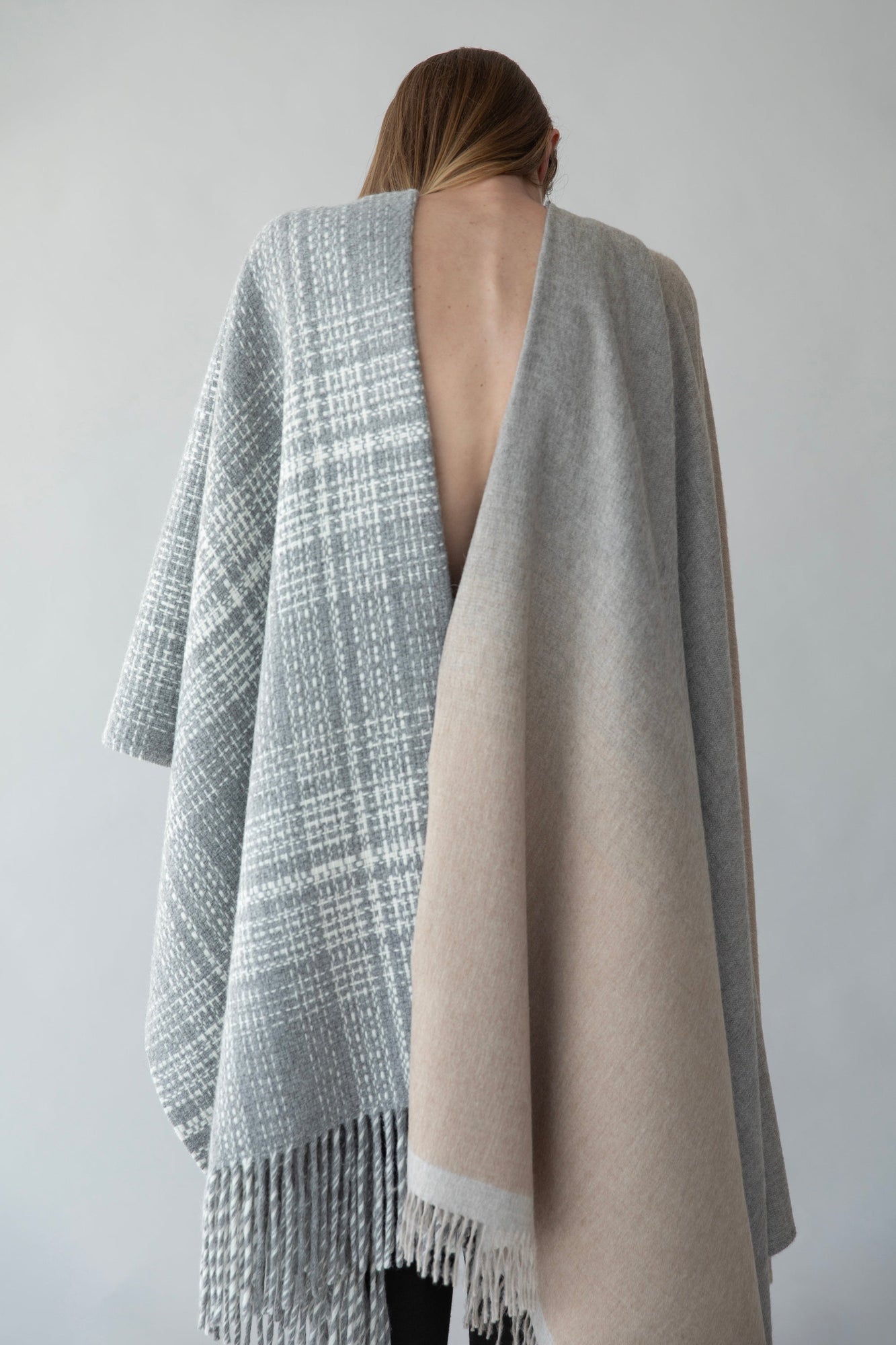 Rustic Plaid Throw | Grey Ivory