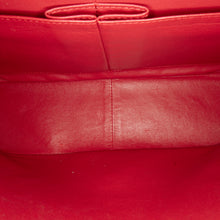 Chanel | Pre-Owned Jumbo Classic Caviar Double Flap - I | Red/Dark Red