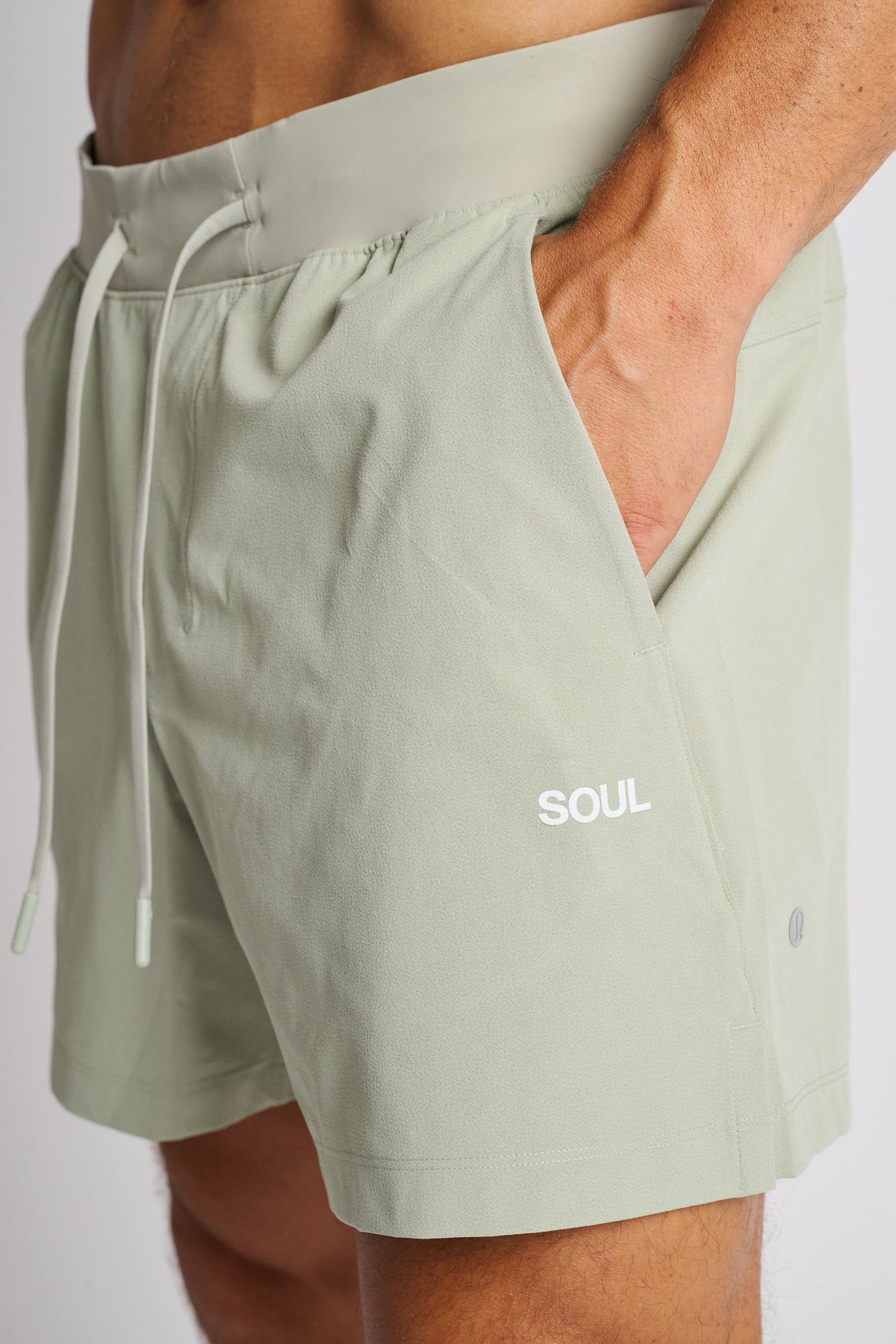 Lululemon | Zeroed In Short 5" | Fog Green