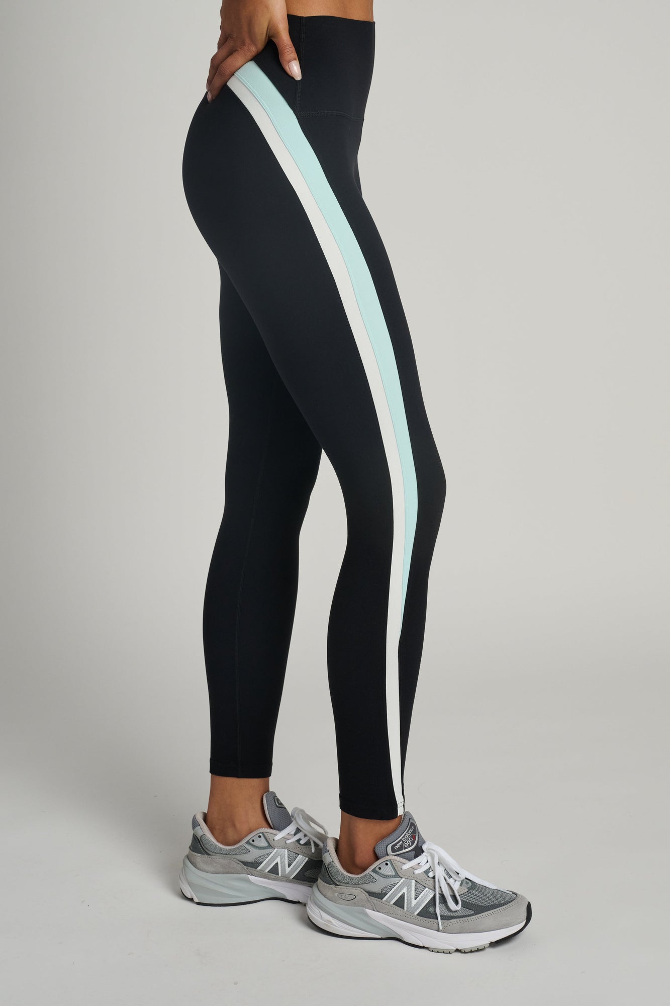 Splits59 | Emerson Airweight High Waist | Black