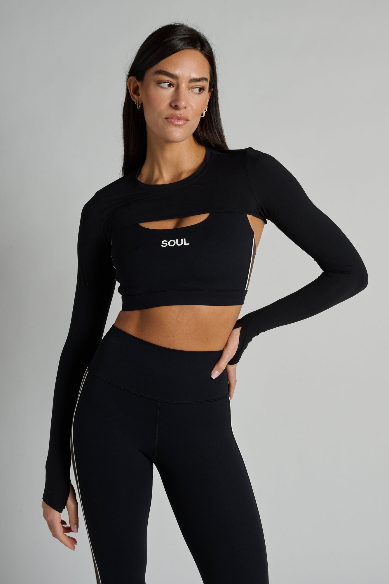 Splits59 | Amelia Airweight Lite Shrug | Black/Dark Chocolate